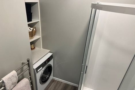 Photo of property in 10 Atkinson Street, Newlands, Wellington, 6037