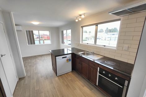 Photo of property in 52 Karen Crescent, Dinsdale, Hamilton, 3204