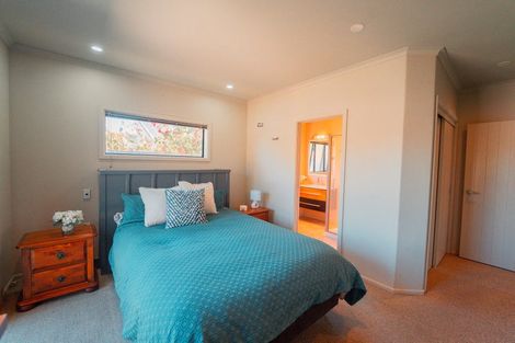 Photo of property in 5a Cornwall Road, Taradale, Napier, 4112