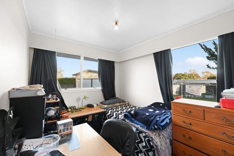 Photo of property in 18 Oakfield Crescent, Pukete, Hamilton, 3200