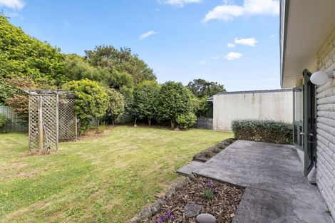 Photo of property in 16 Hickford Place, Okato, 4335