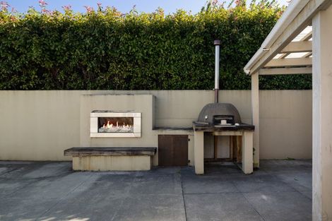 Photo of property in 18 Copper Beech Avenue, Frankton, Queenstown, 9300