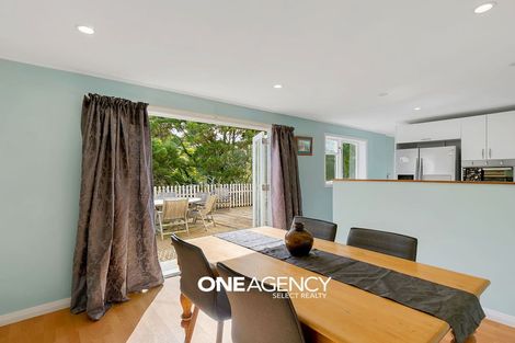 Photo of property in 32 Champion Street, Ranui, Porirua, 5024