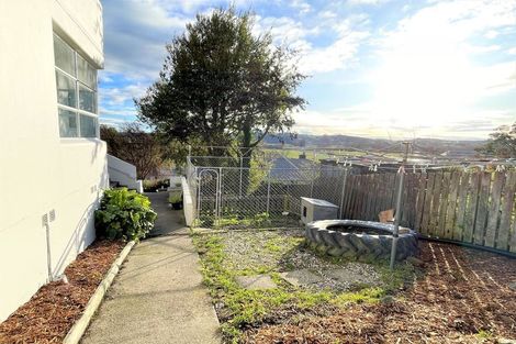 Photo of property in 6 Cossens Street, Balclutha, 9230