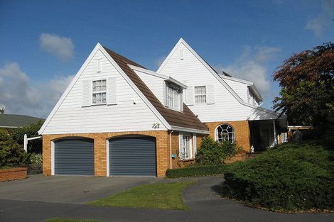 Photo of property in 11 Guinness Crescent, Ilam, Christchurch, 8041