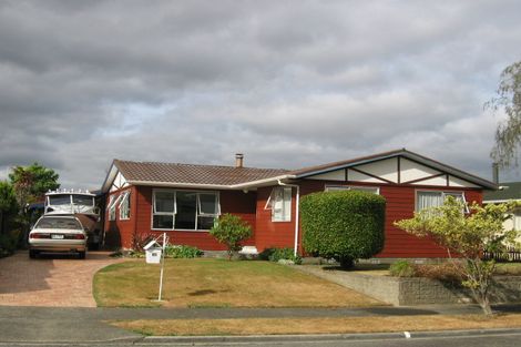 Photo of property in 69 Pasadena Crescent, Totara Park, Upper Hutt, 5018