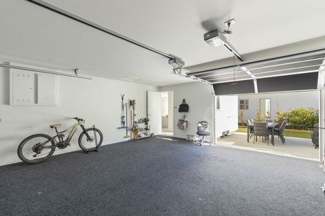 Photo of property in 199a Gill Street, Strandon, New Plymouth, 4312