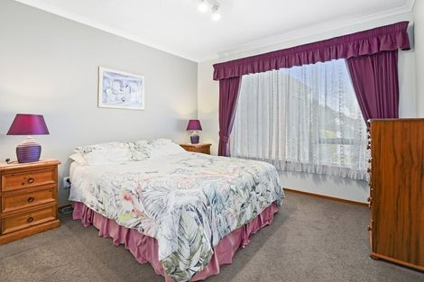 Photo of property in 4 Pentonville Close, Westmorland, Christchurch, 8025