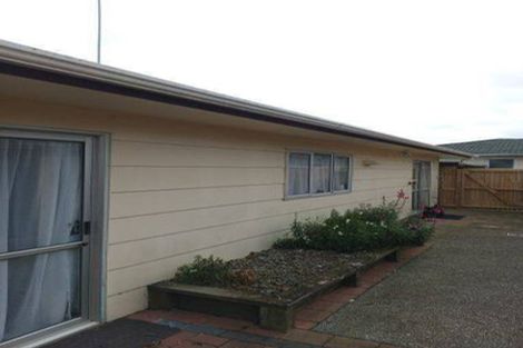 Photo of property in 16 Ellesmere Crescent, Highbury, Palmerston North, 4412