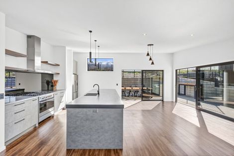 Photo of property in 57 Stratford Drive, Mount Pisa, Cromwell, 9383