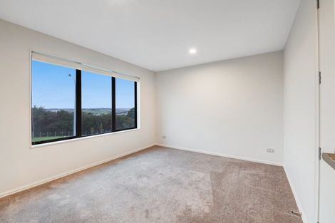 Photo of property in 241 West Hoe Heights, Orewa, 0931