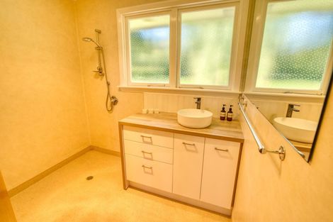 Photo of property in 37 Main South Road, Karoro, Greymouth, 7805