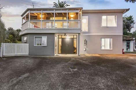 Photo of property in 18 Dunstall Place, Mangere Bridge, Auckland, 2022
