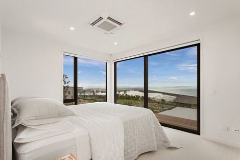 Photo of property in 9 Loader Lane, Clifton, Christchurch, 8081