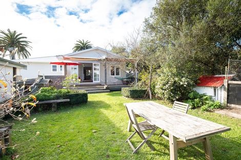 Photo of property in 4 Shrimpton Road, Haumoana, 4102