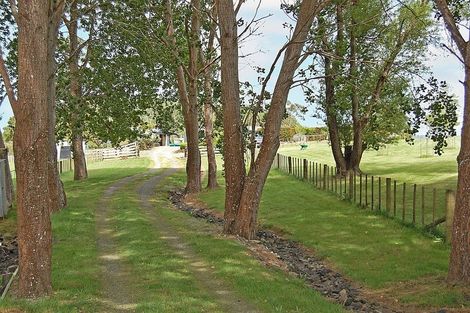 Photo of property in 1104 Oneriri Road, Kaiwaka, 0573