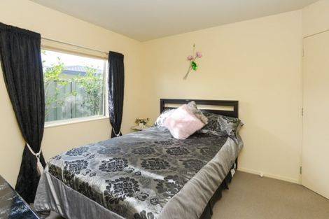 Photo of property in 2 Queens Walk, Taradale, Napier, 4112