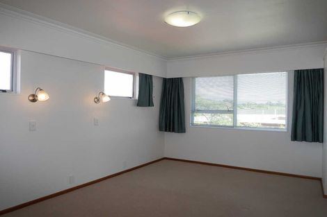 Photo of property in 54 Belvedere Avenue, Waikanae, 5036