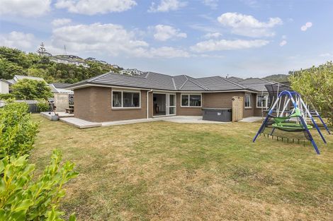 Photo of property in 20 Leadline Place, Whitby, Porirua, 5024