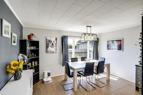 Photo of property in 17 Lichfield Crescent, Tamatea, Napier, 4112