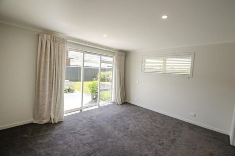 Photo of property in 10 Phoenix Place, Cromwell, 9310