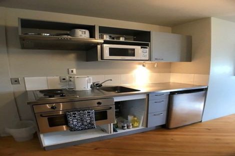 Photo of property in Scotia Tower Apartments, 9b/8 Scotia Place, Auckland Central, Auckland, 1010
