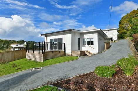 Photo of property in 11 Rata Road, Stanmore Bay, Whangaparaoa, 0932