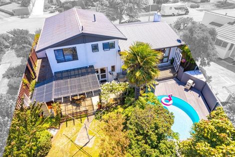 Photo of property in 19 Akepiro Place, Tawhero, Whanganui, 4501