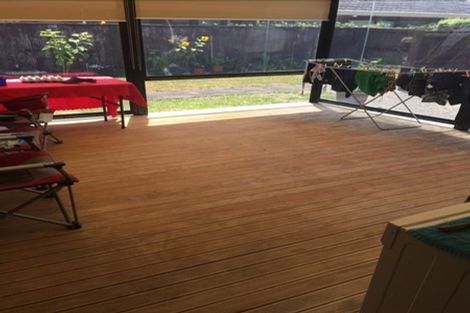 Photo of property in 8 Mirabell Place, Golflands, Auckland, 2013