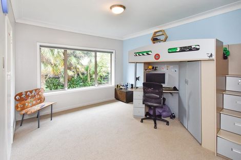Photo of property in 41 Youngs Road, Papakura, 2110