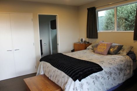 Photo of property in 24 Peel Street, Westport, 7825