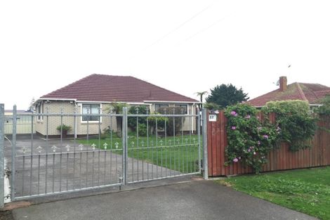 Photo of property in 17 Alamein Road, Panmure, Auckland, 1072