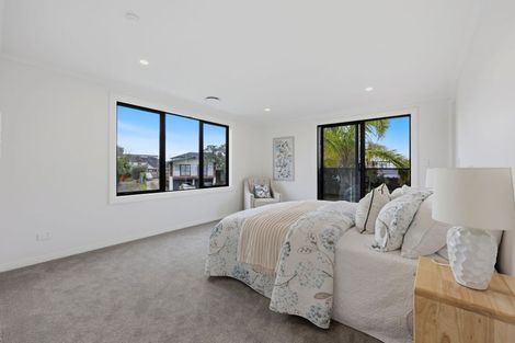 Photo of property in 6a Gulf Crest, Bucklands Beach, Auckland, 2012
