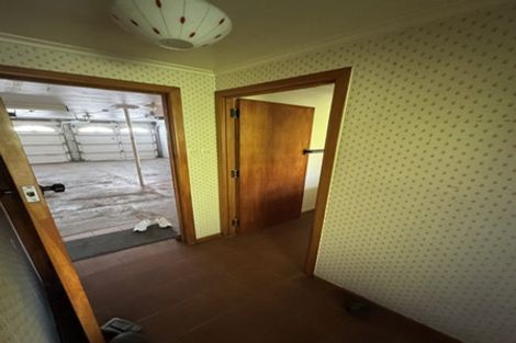 Photo of property in 314 East Coast Road, Forrest Hill, Auckland, 0620