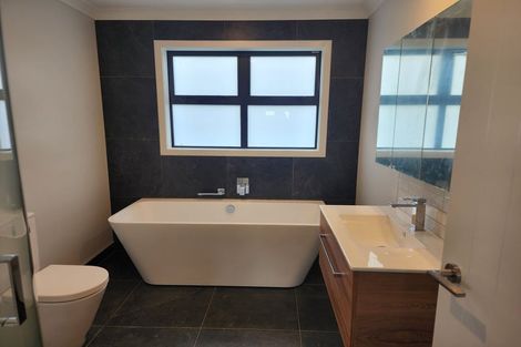 Photo of property in 4a Kaiaho Close, Aotea, Porirua, 5024