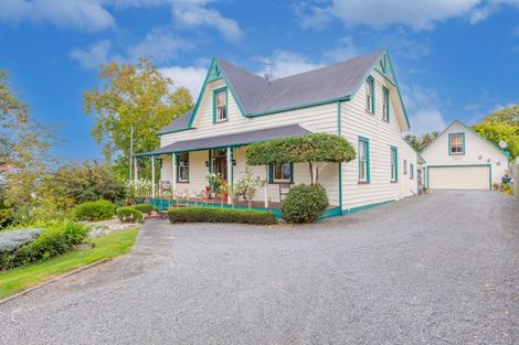 Photo of property in 3 Saint Marys Road, Waipukurau, 4200