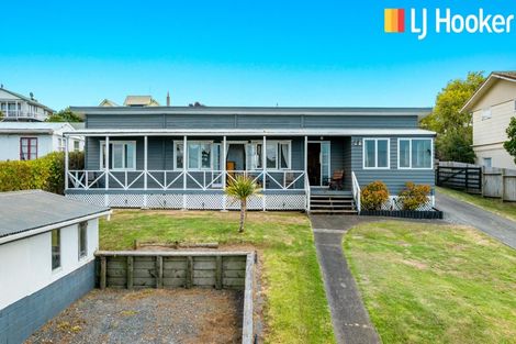 Photo of property in 16 Sea View Road, Leigh, 0985