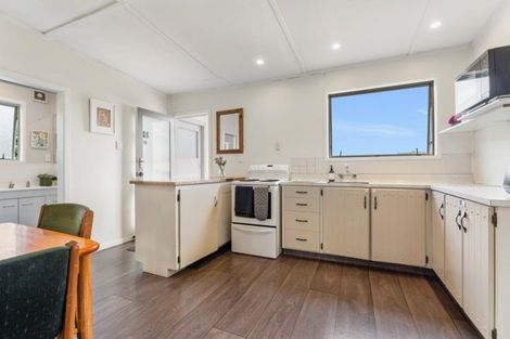 Photo of property in 218 Dickson Road, Papamoa Beach, Papamoa, 3118