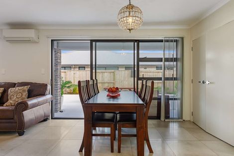 Photo of property in 18 Monilia Way, Papamoa Beach, Papamoa, 3118