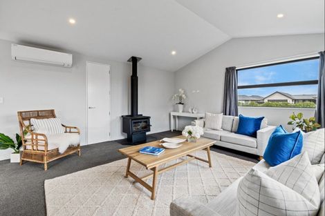 Photo of property in 3 Roles Way, Rolleston, 7615