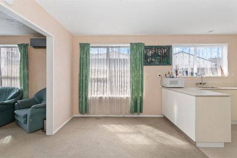 Photo of property in 2/38a Richill Street, Belfast, Christchurch, 8051