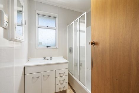 Photo of property in 8 Egmont Place, Westbrook, Palmerston North, 4412