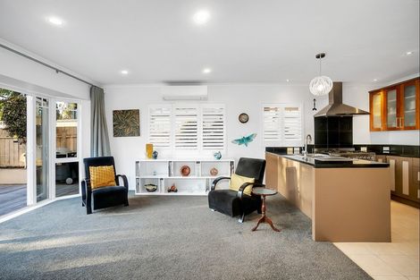 Photo of property in 10a Raymond Street, Point Chevalier, Auckland, 1022