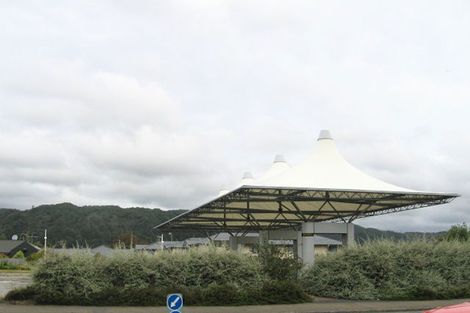 Photo of property in Fergusson Village, 662/672 Fergusson Drive, Trentham, Upper Hutt, 5018