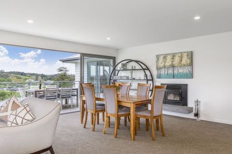 Photo of property in 4 Penney Rise, Matakana, 0985