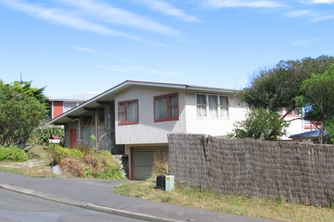 Photo of property in 52 Melrose Road, Island Bay, Wellington, 6023