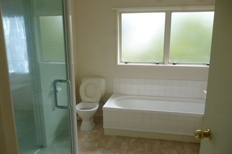 Photo of property in 1/60 Orangewood Drive, Northpark, Auckland, 2013