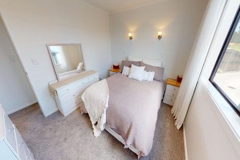 Photo of property in 27 Walton Street, Bulls, 4818