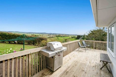 Photo of property in 95 Mangakura Road, Helensville, 0800