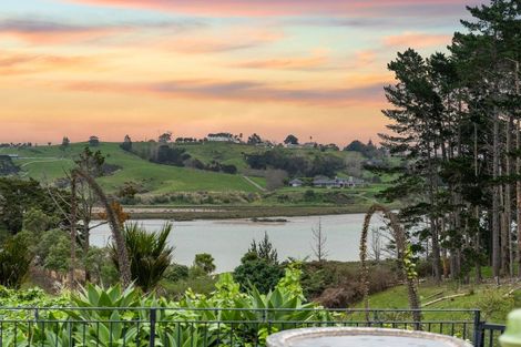 Photo of property in 84 Potts Road, Whitford, Howick, 2571